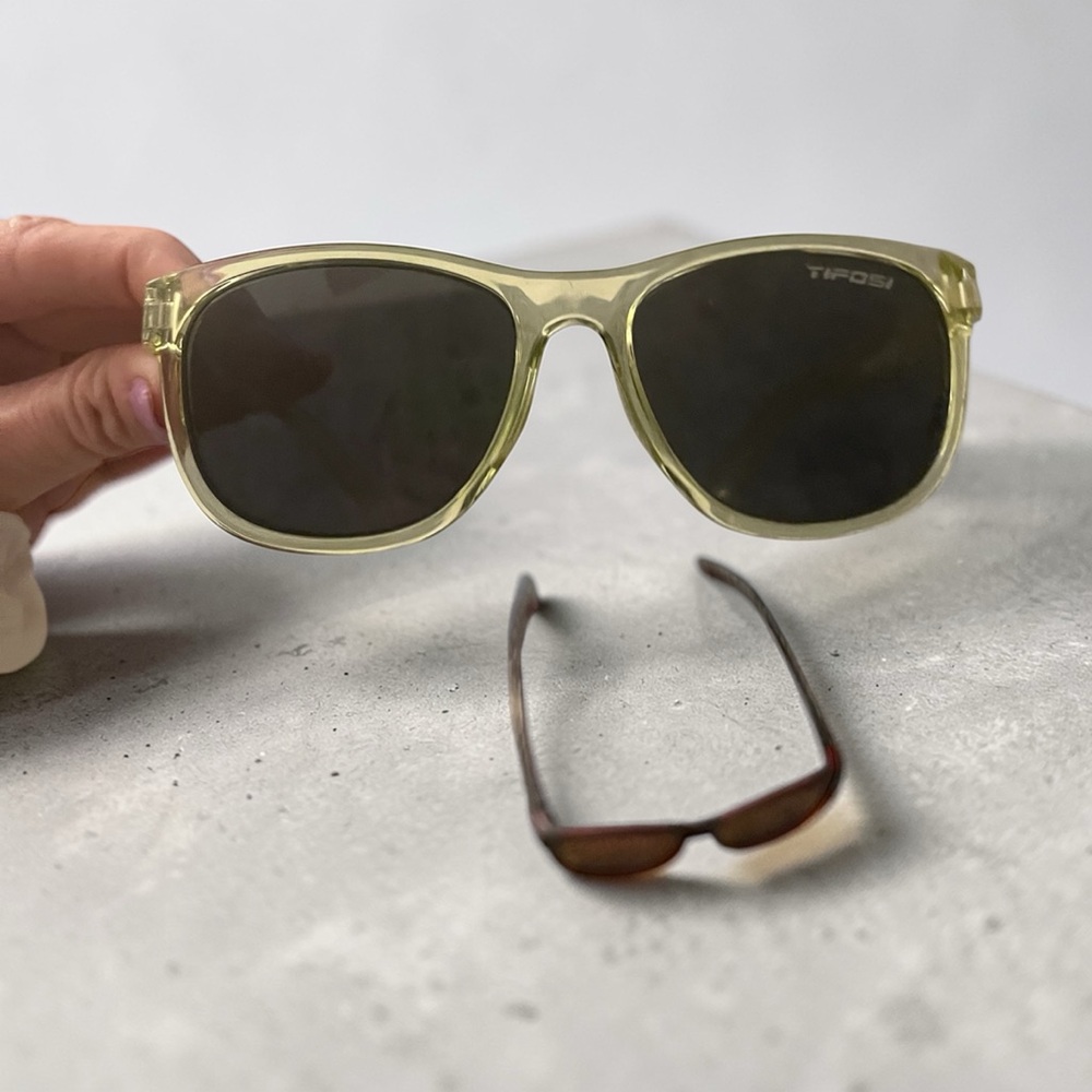 TWO pairs Tifosi sunglasses bundle (2 pair!)